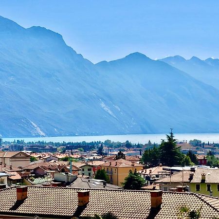 Appartamento Peppino Mit Seeblick Und Pool Рива-дель-Гарда Екстер'єр фото